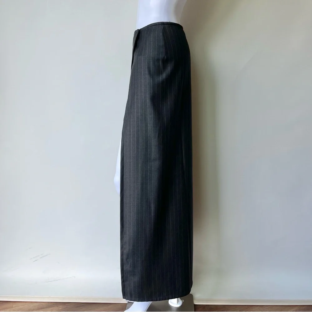 Lafayette 148 New York first picture