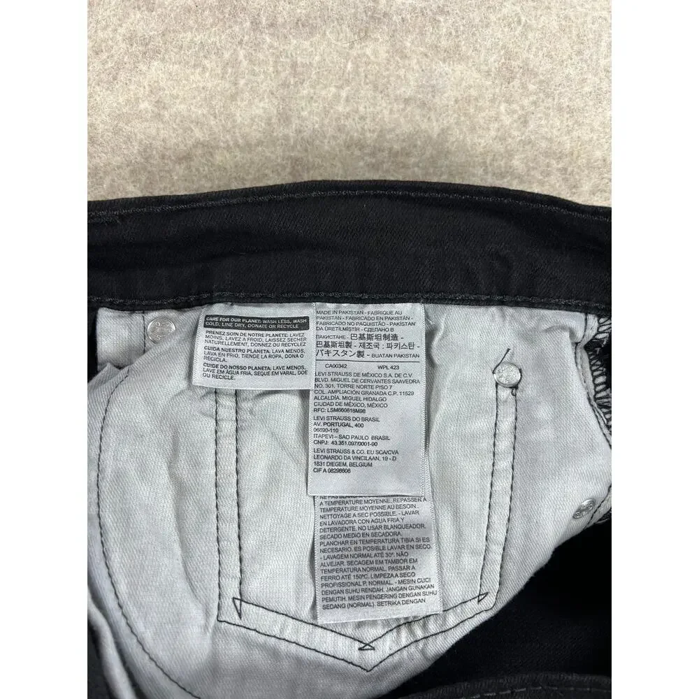 Levis levi men