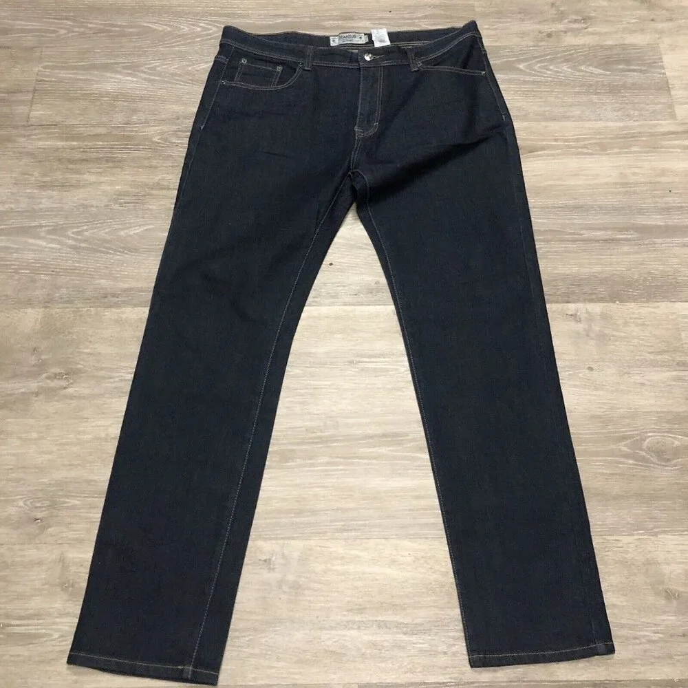 Akademiks pants are