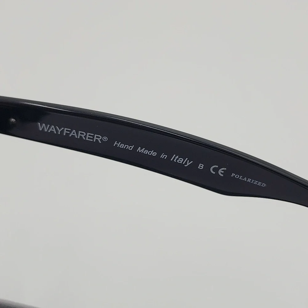 Ray-Ban stylish black