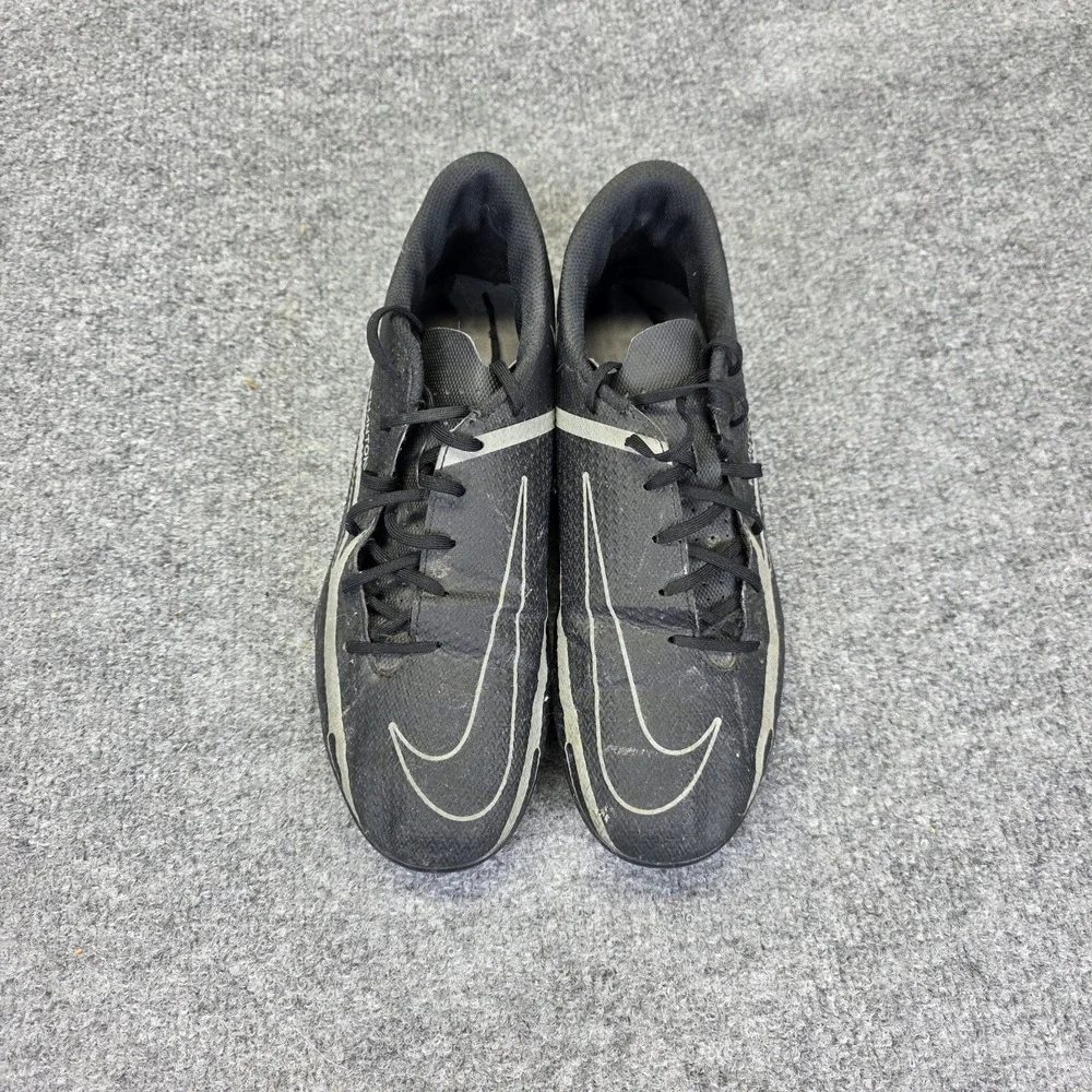 Nike line classic players
