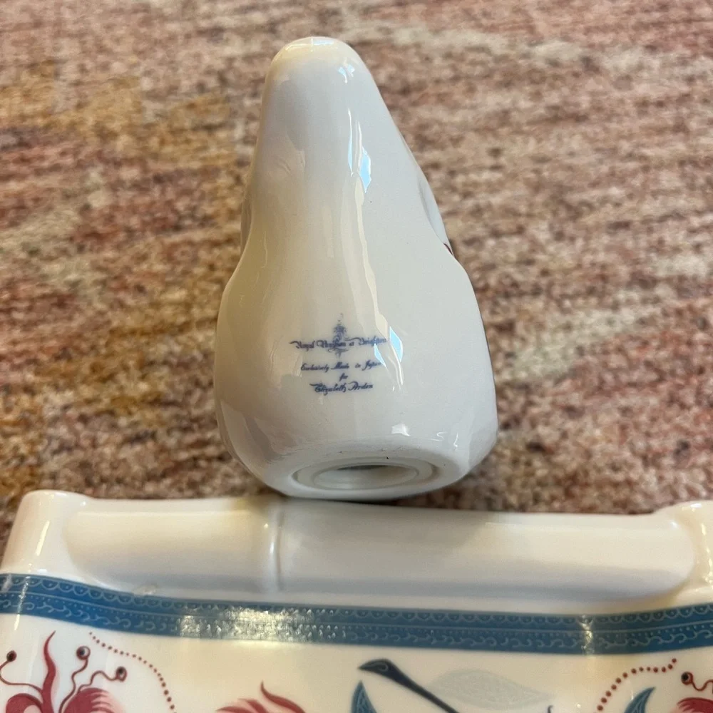 Elizabeth Arden Royal Pavilion at Brighton Porcelain Dove Pomander Set Vintage