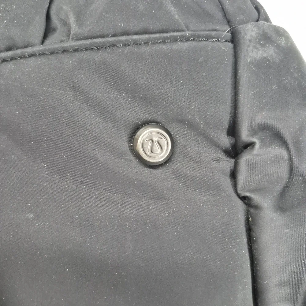 Lululemon Keep It Classy Duffel Bag Black Nylon Gym Weekender Blue Paisley