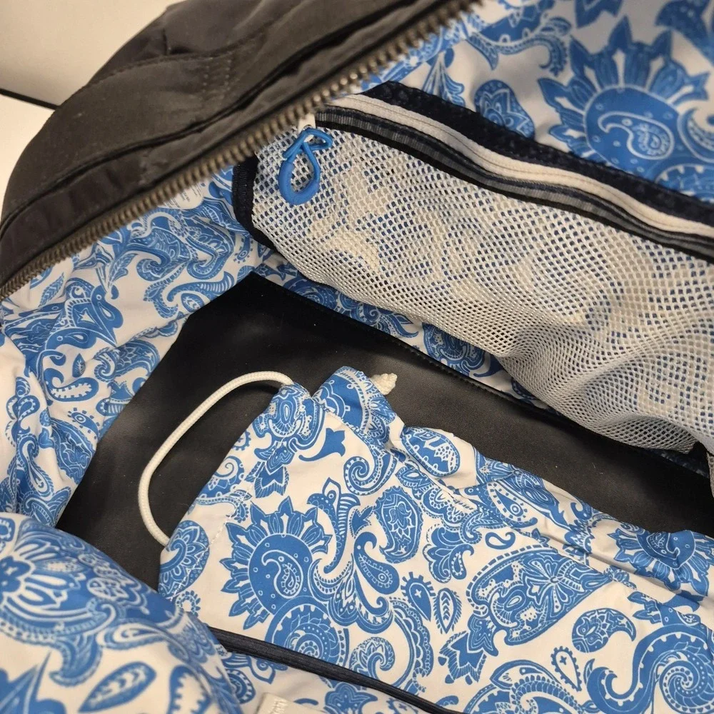 Lululemon Keep It Classy Duffel Bag Black Nylon Gym Weekender Blue Paisley