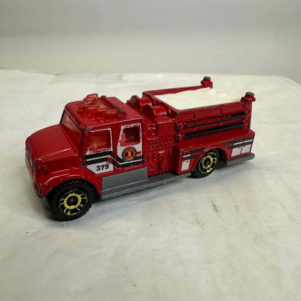 MATCHBOX international pumper