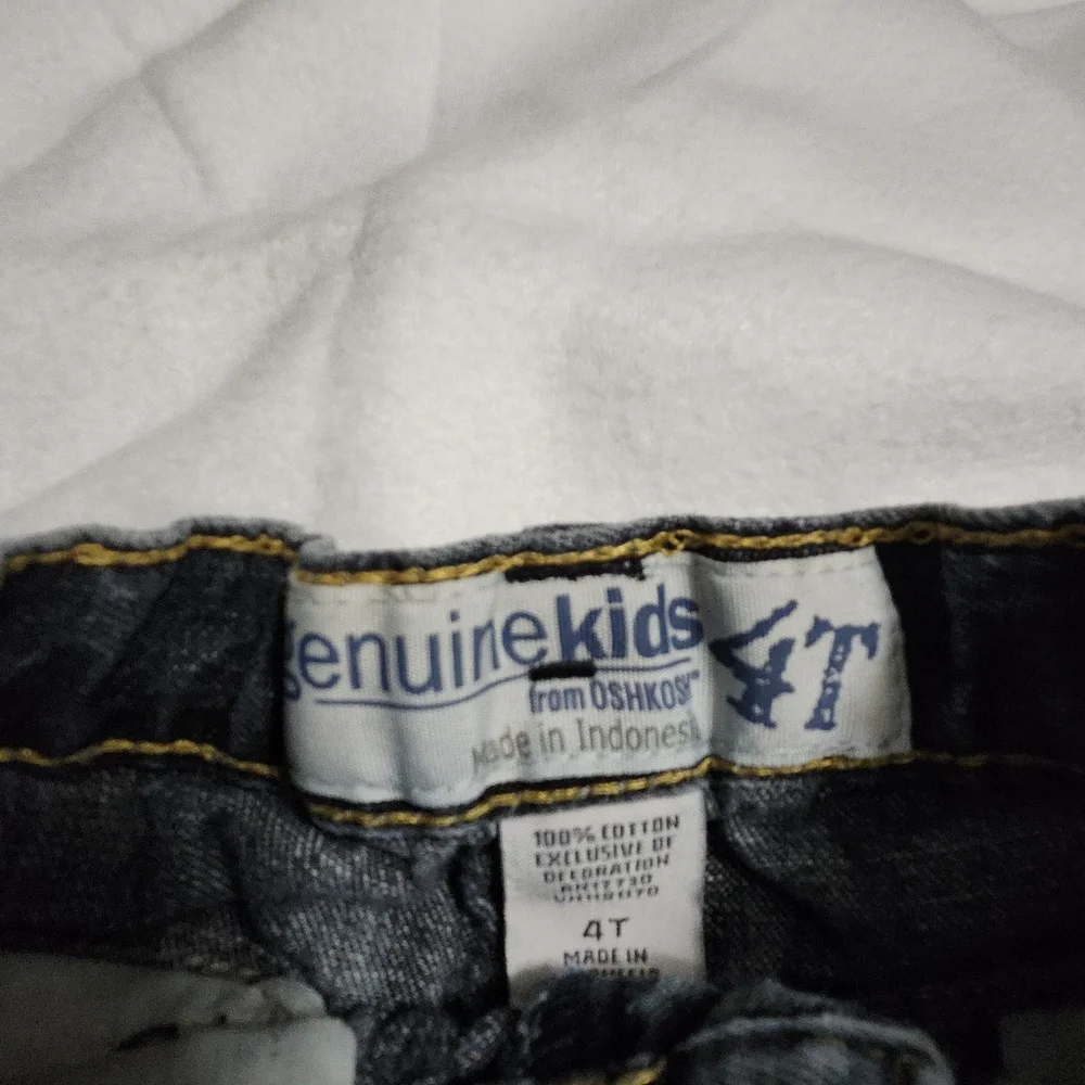 Genuine kids Oshkosh‎ boys jeans 4t