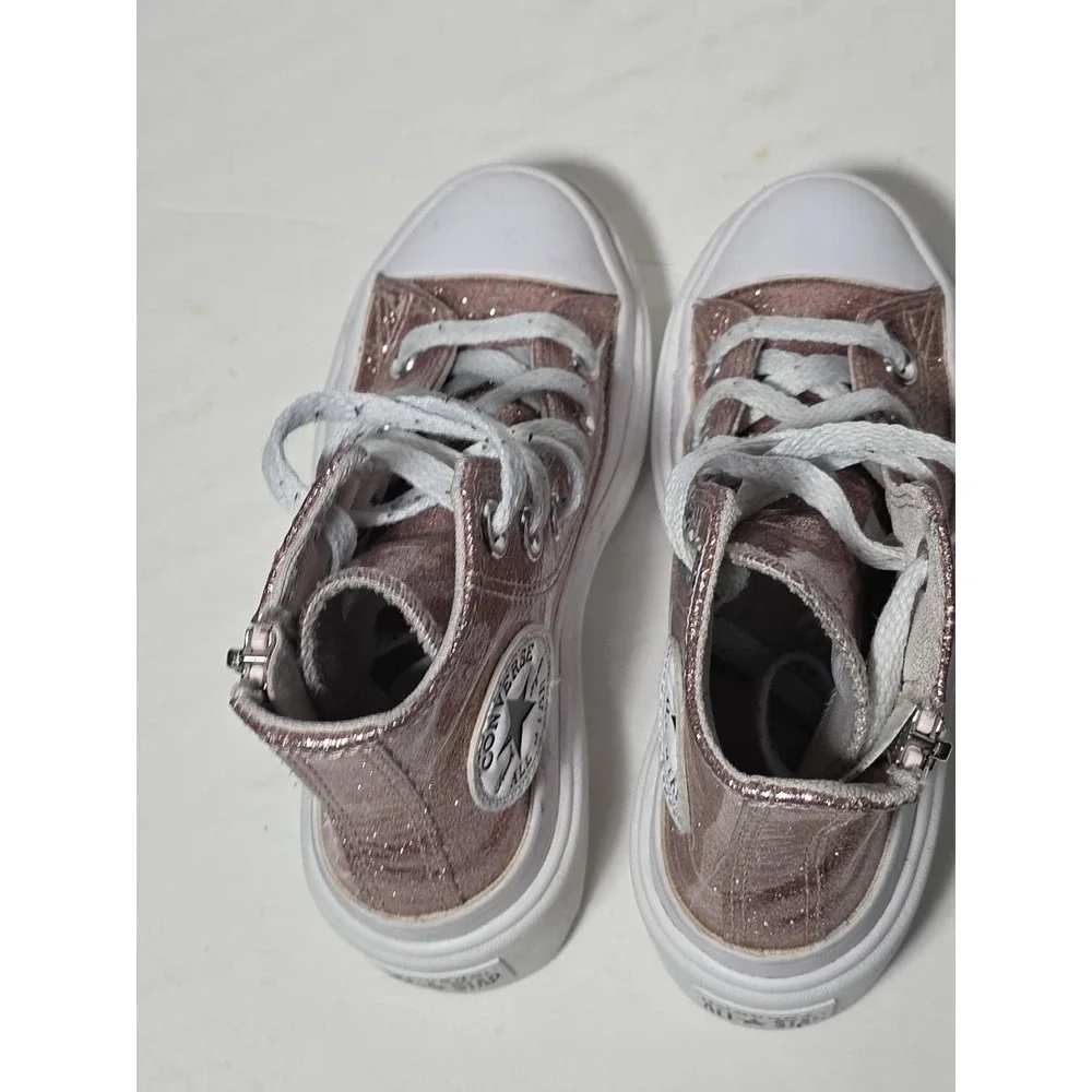 Converse eye catching