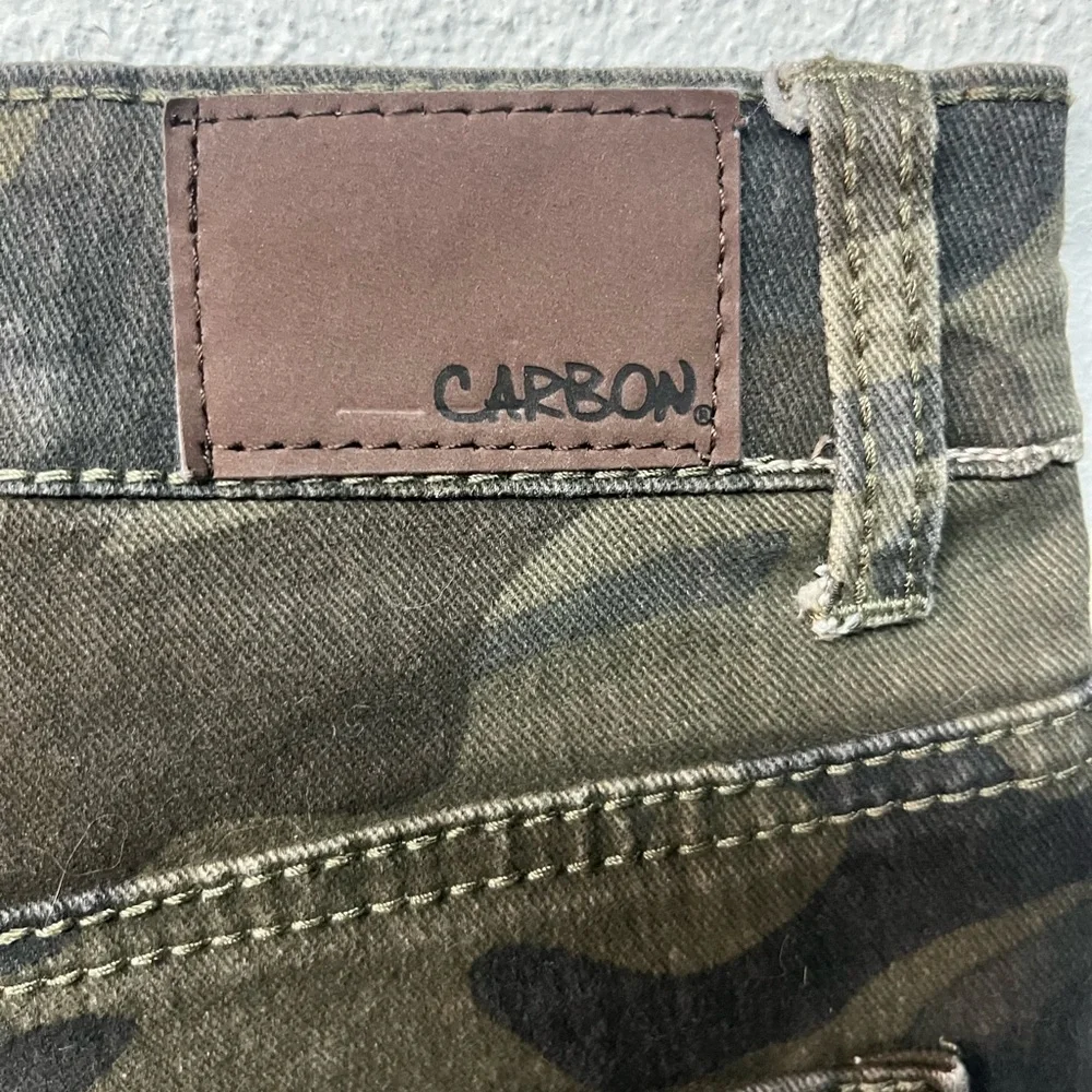 Carbon stylish slim