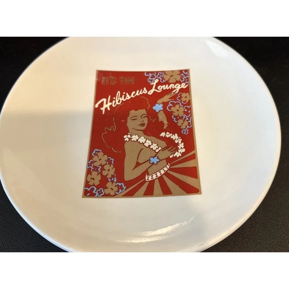 Pottery Barn Aloha Girls Salad‎ Plate Plates Set Of 2 Hibiscus Hurricane 8 Inch