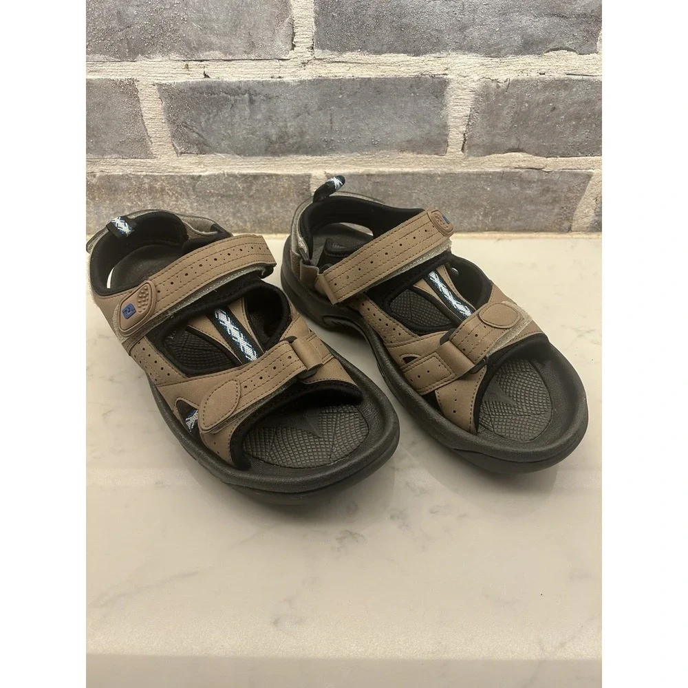 Footjoy FJ Men Size 7 Soft Spike Golf Sandals Taupe Brown