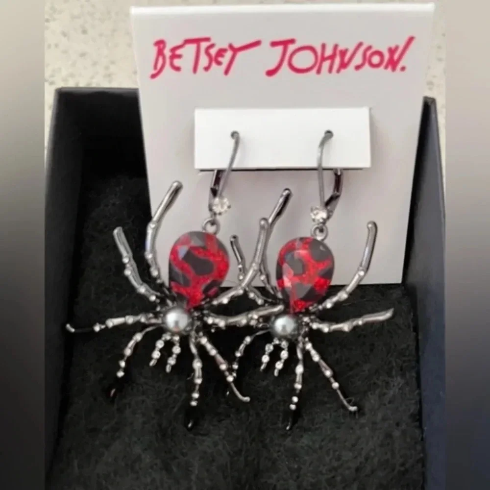 Betsey Johnson betsey johnson