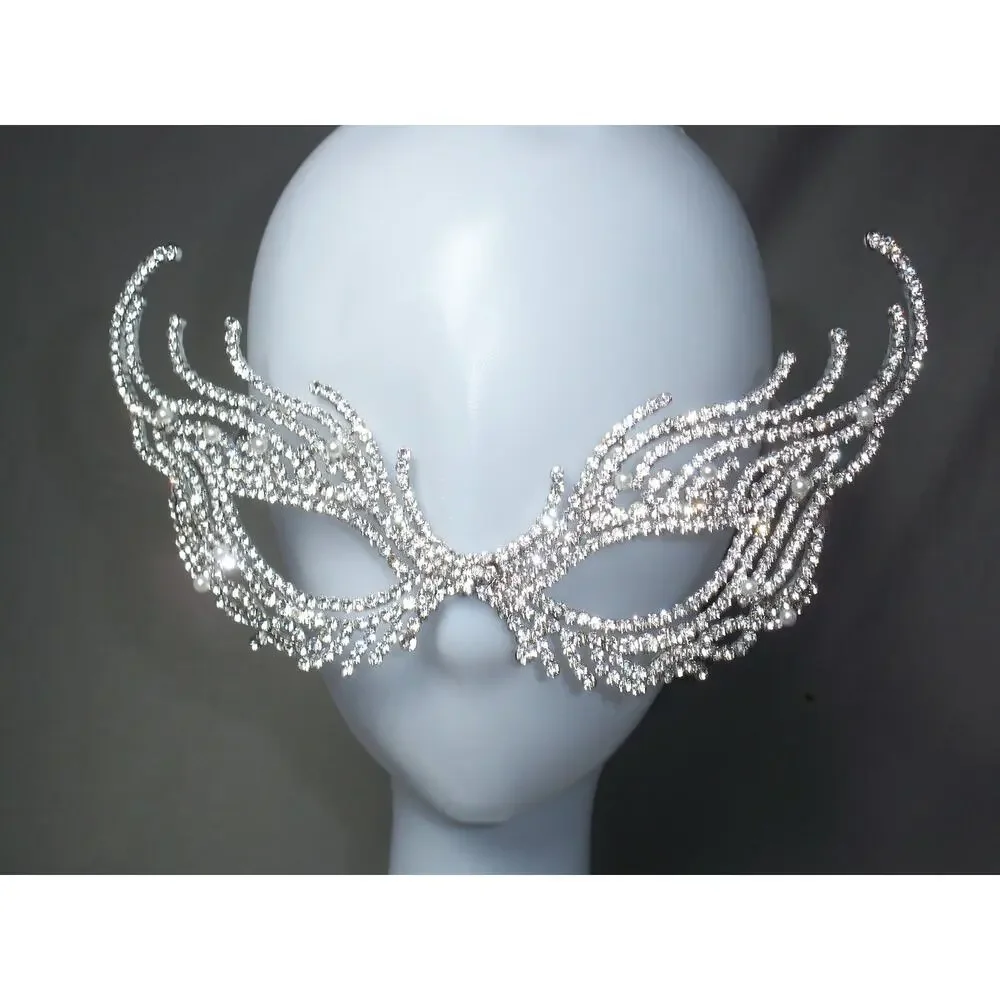 treasuresbyevieus.etsy.com glamorous dramatic