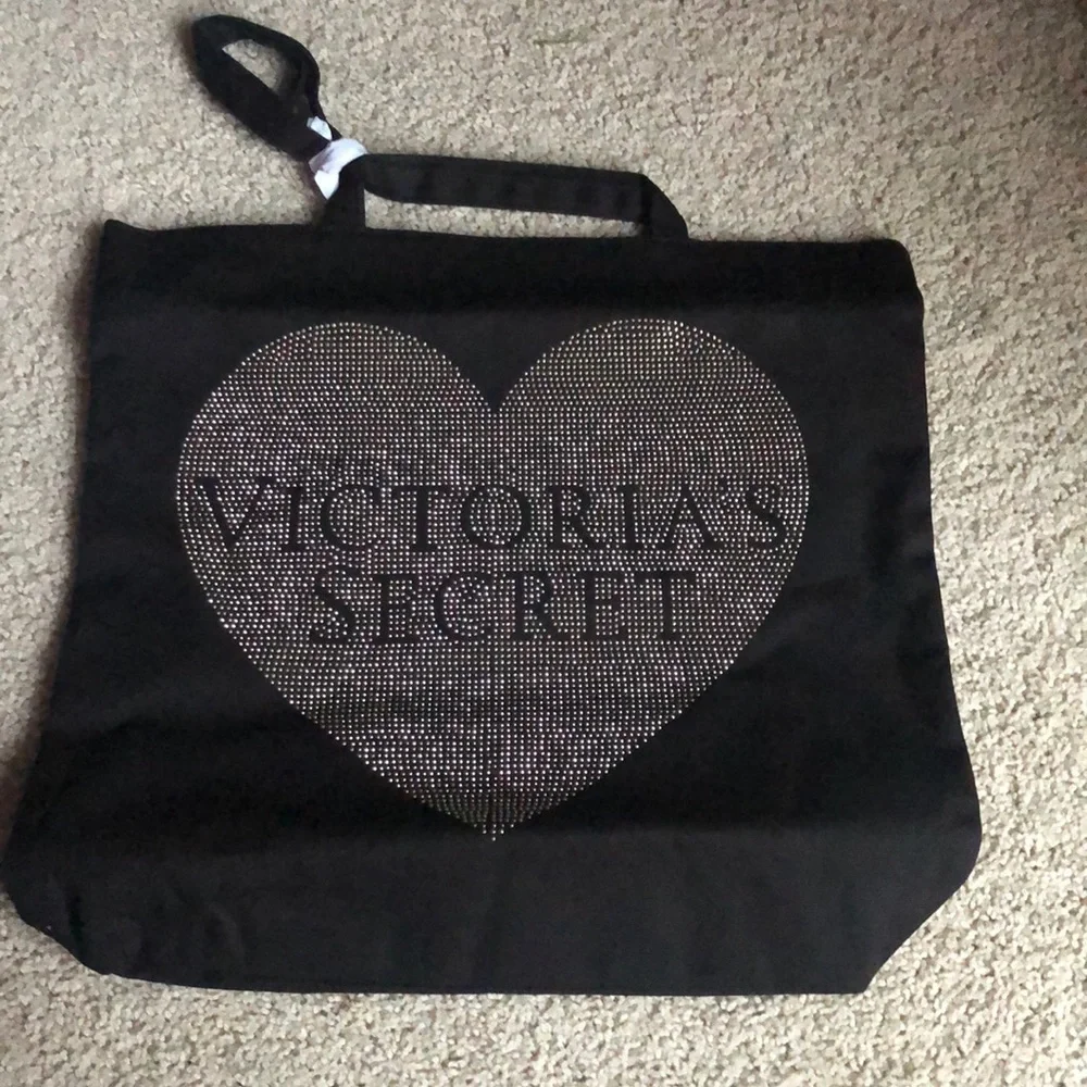 VICTORIA’S SECRET TOTE BAG