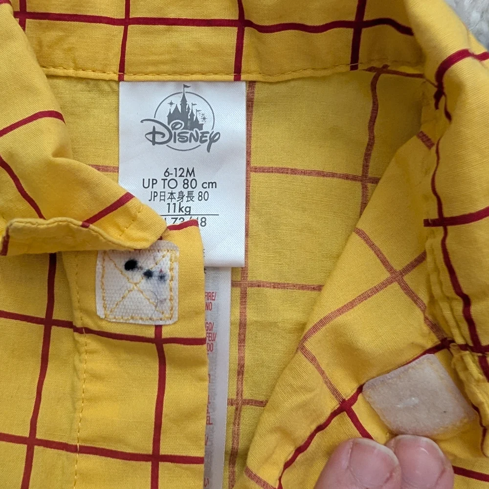Disney yellow accessory from