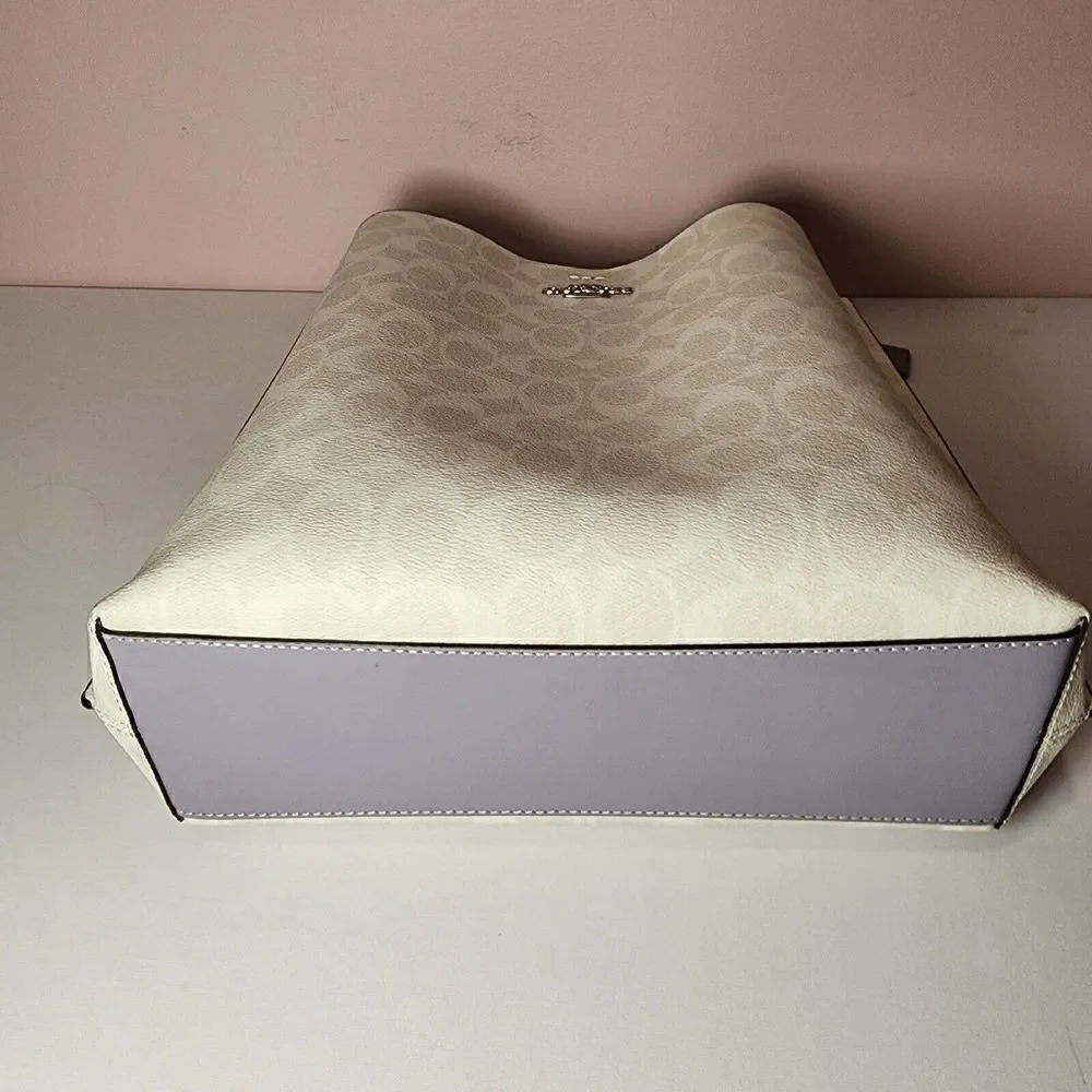 NWT COACH CA561 MOLLIE BUCKET BAG IN SIGNATURE CANVAS Chalk Mist Purple