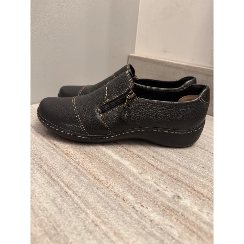 Clarks‎ Collection Cora Harbor Womens 9M Black Leather Side Zip Loafers 28850
