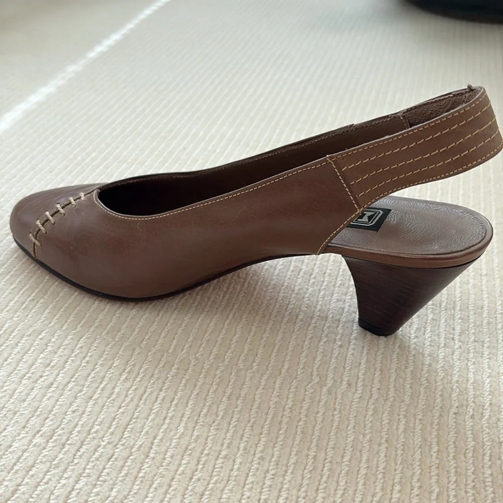 MONTBUI step out
