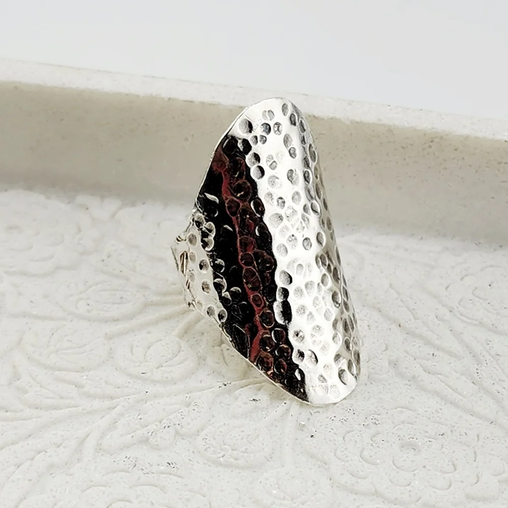 Dreamy Jwls statement ring