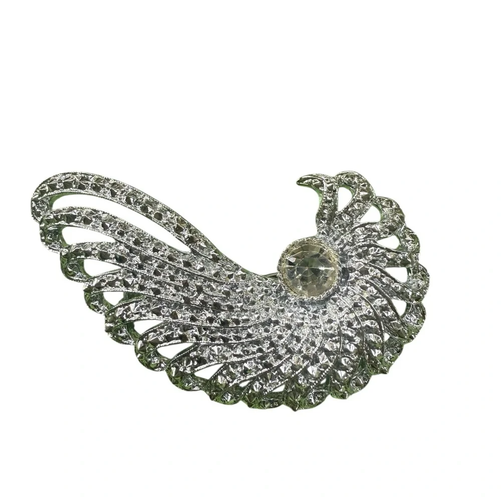 Sarah Coventry Silver Rhinestone Brooch Pin, Statement Cocktail Party Jewelry‎