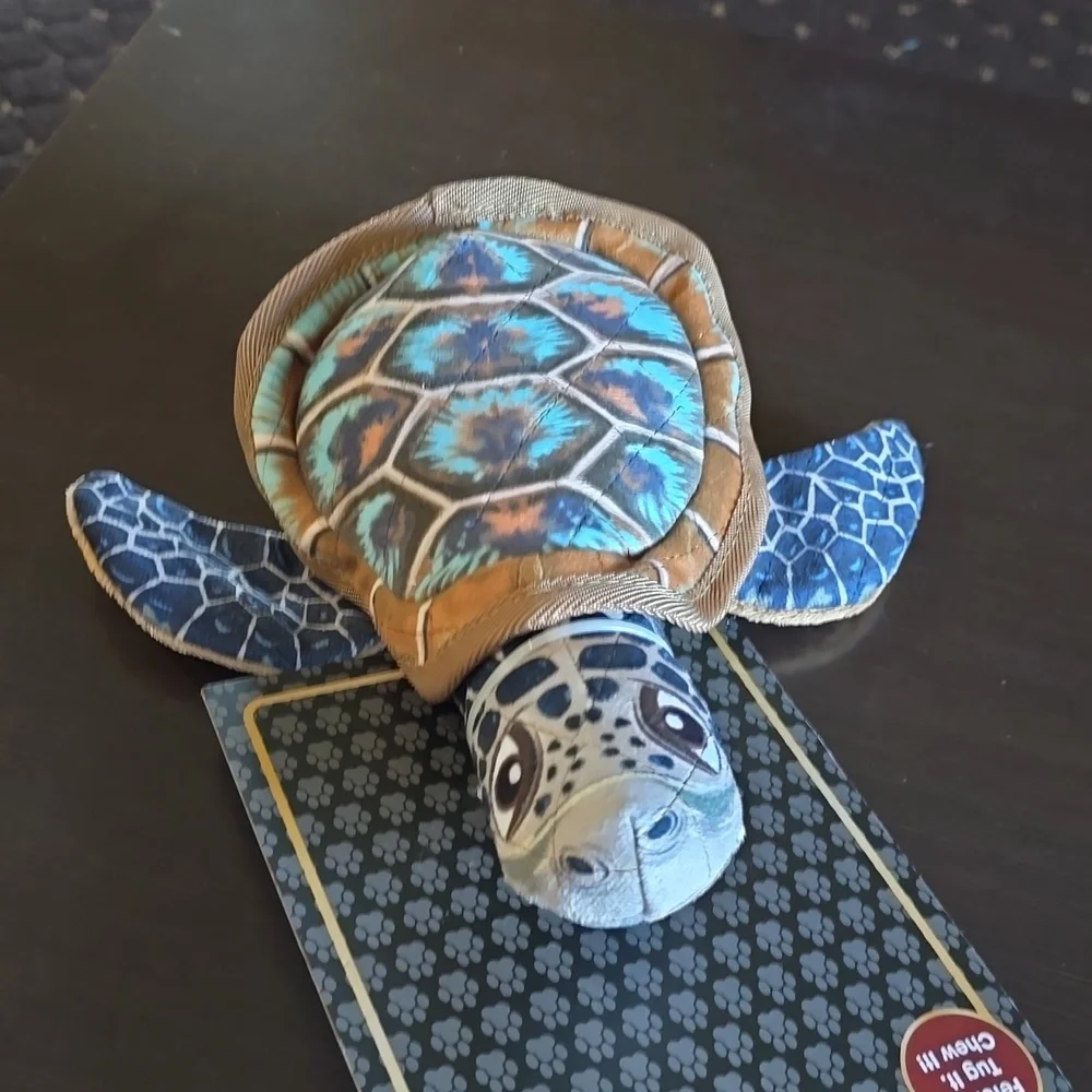 PawPrintz Hyper Realitic Dog Toy‎ NWT Sea Turtle