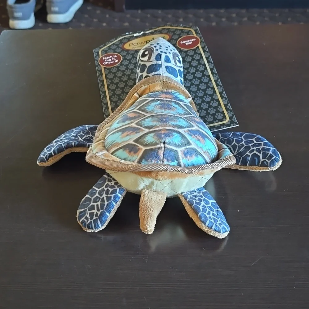 PawPrintz Hyper Realitic Dog Toy‎ NWT Sea Turtle