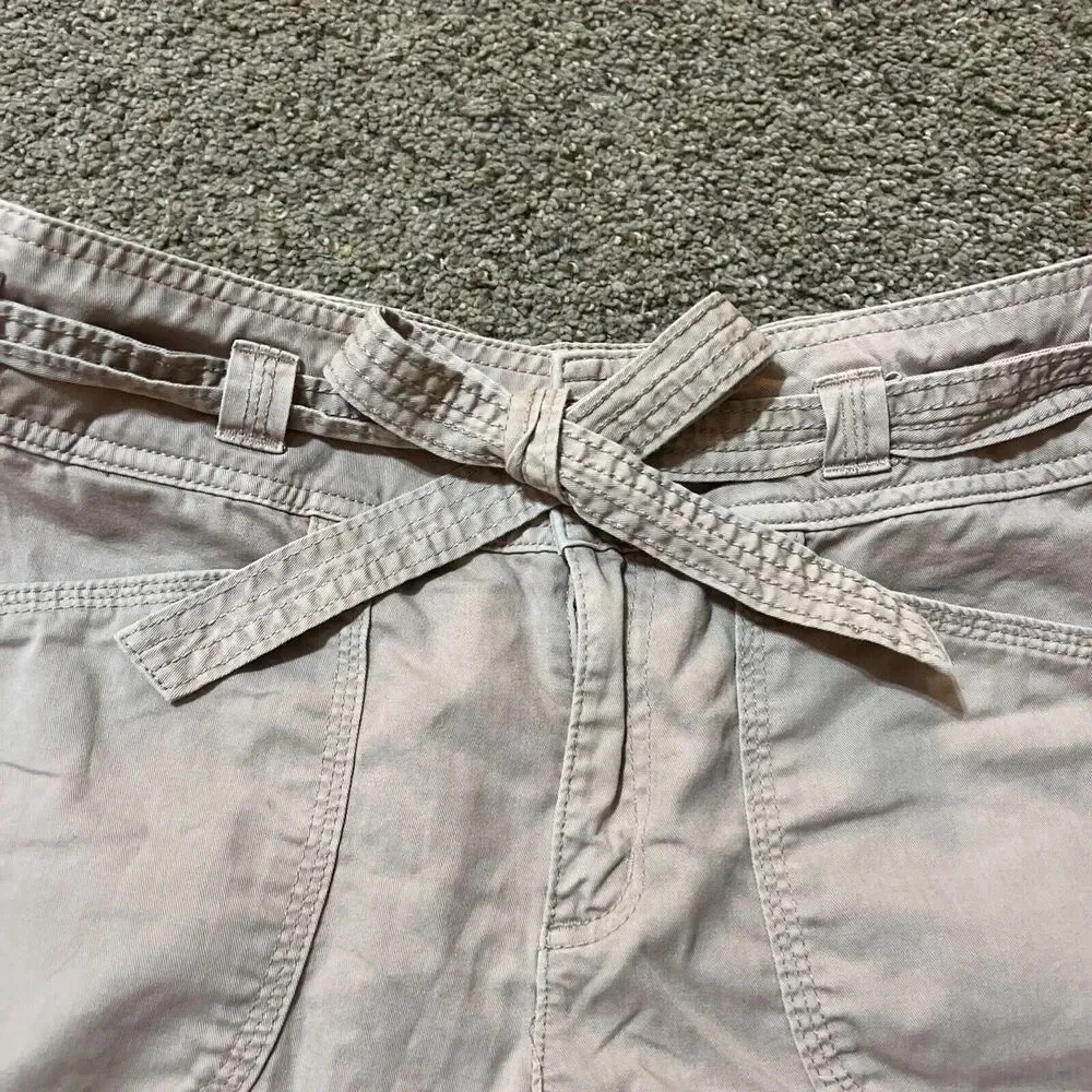American Eagle Outfitters stretch rise travel
