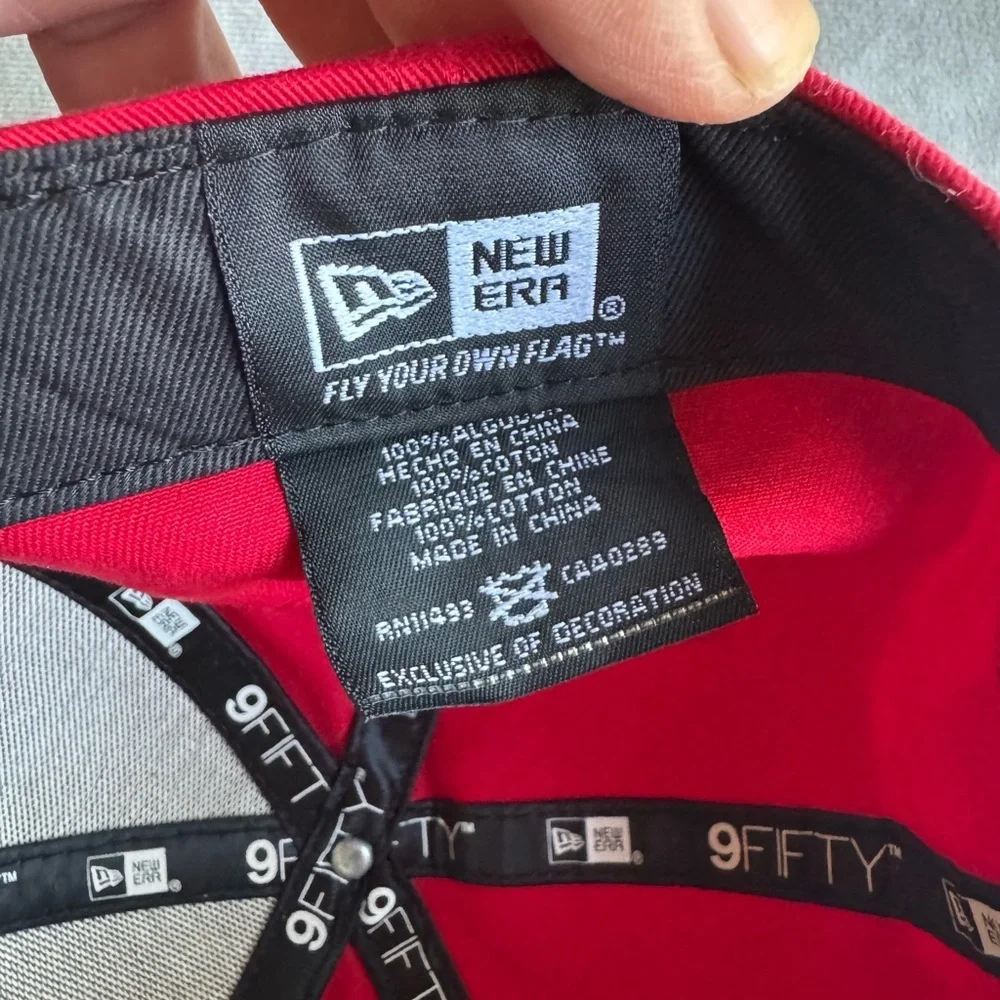 New Era bold red