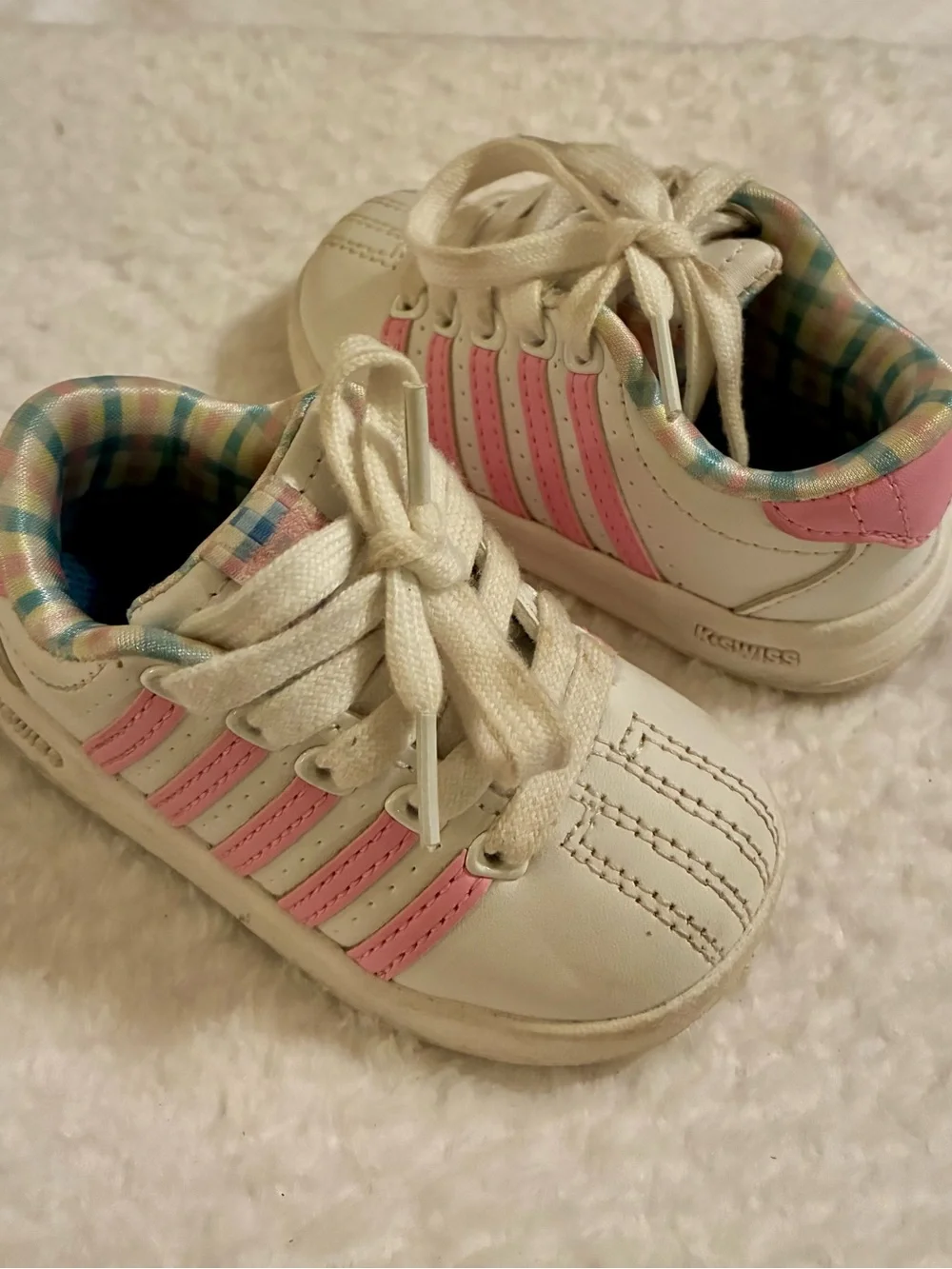 K-Swiss classic swiss