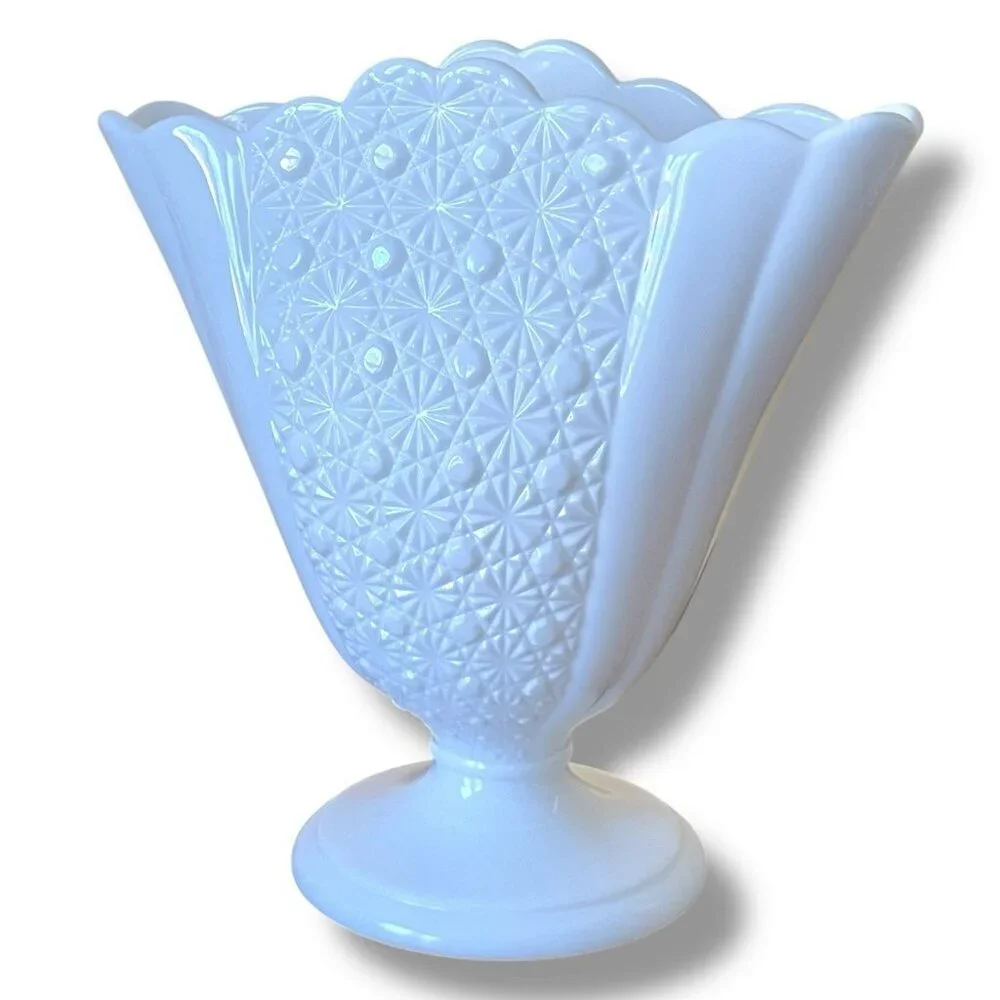 Fenton wide button top