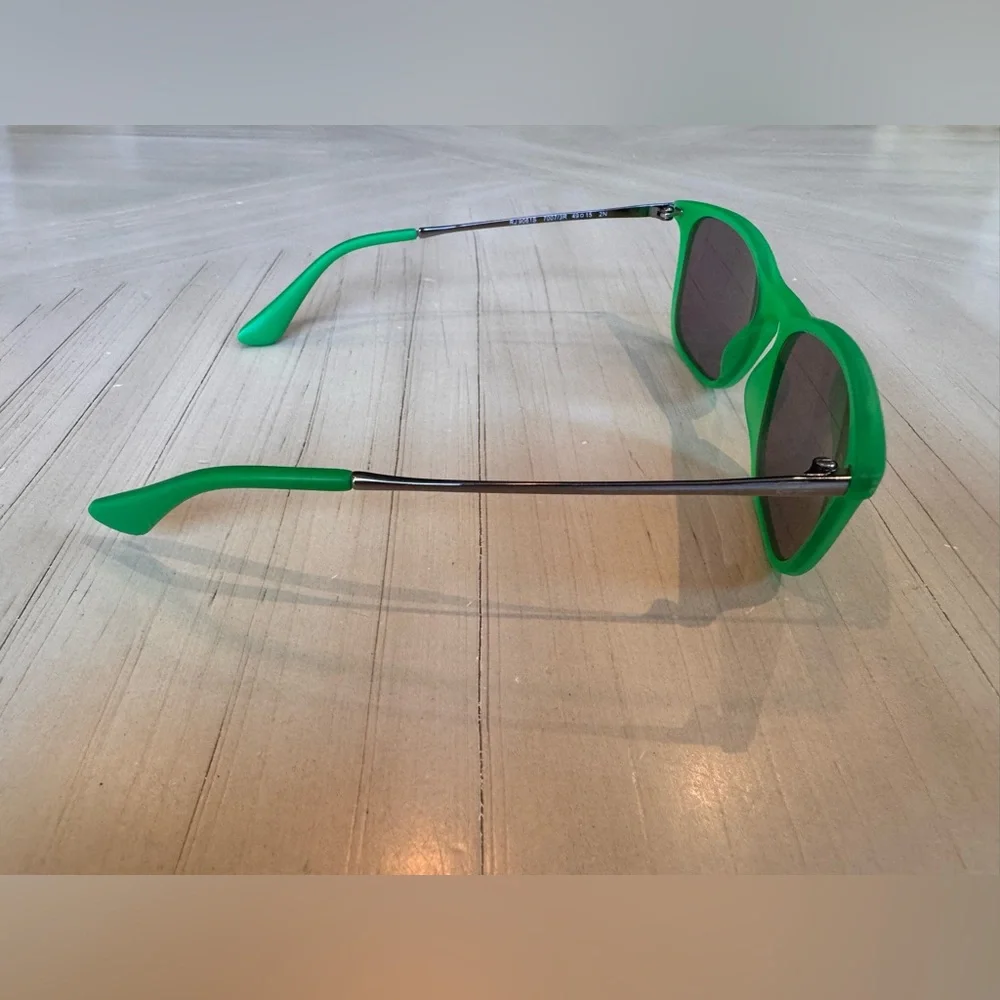 Ray-Ban stylish durable