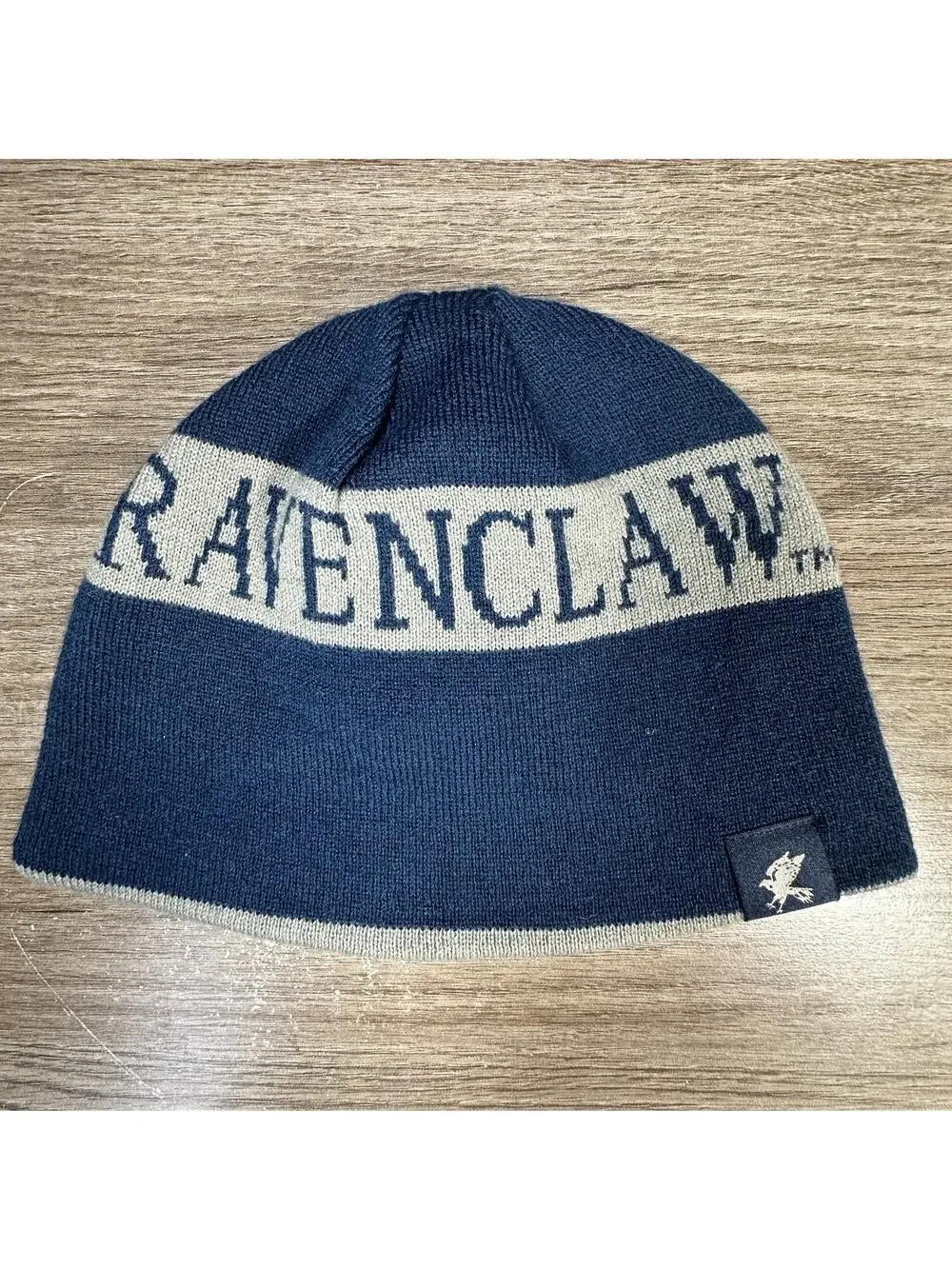 Universal Studios Harry Potter Ravenclaw Reversible Beanie Blue Gray Stripe