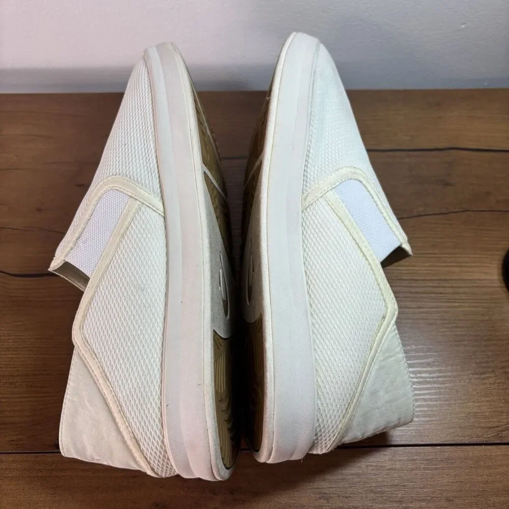 OluKai Ki'hele Women's Slip On Folding Heel Sneaker Shoe White Size 11