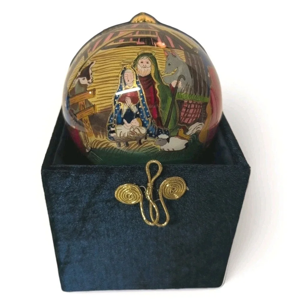 Li Bien Christmas Ornament Nativity Scene Reverse Painted Glass Ball Globe 2003‎