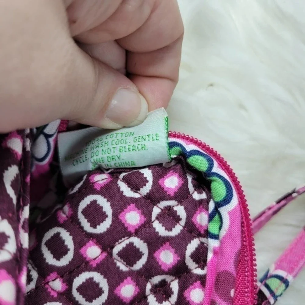 Vera Bradley 5” from
