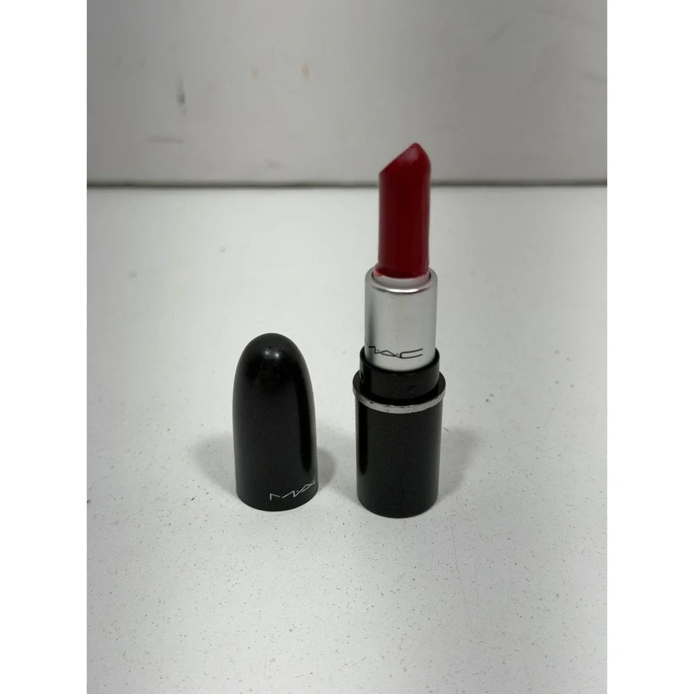 MAC Cosmetics see pictures