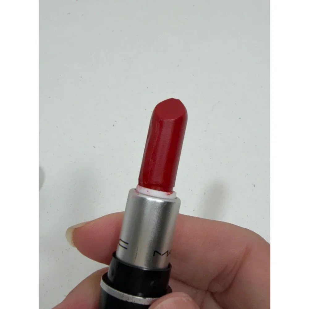 MAC Cosmetics see pictures