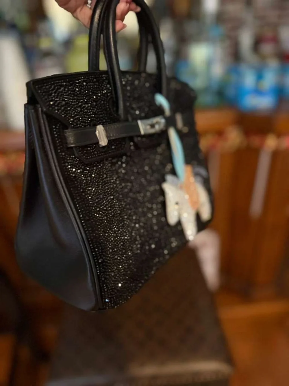 N/A sophisticated black