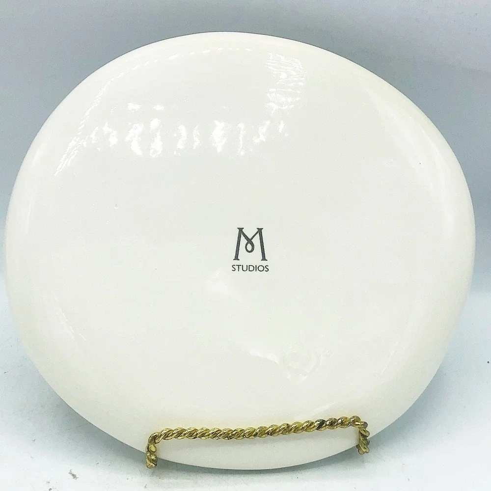 M Studios cosmopolitan plate