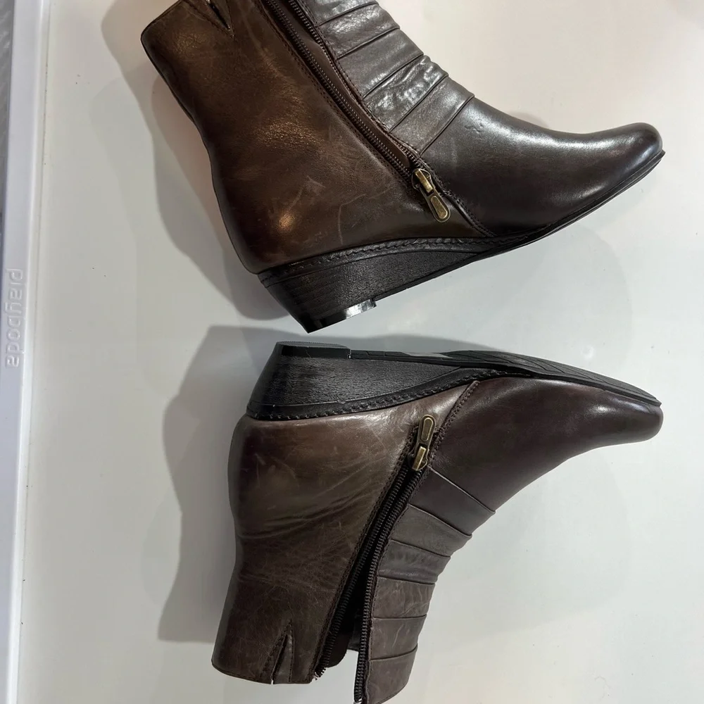 Spring Step Dark Brown Ankle Booties Fennel