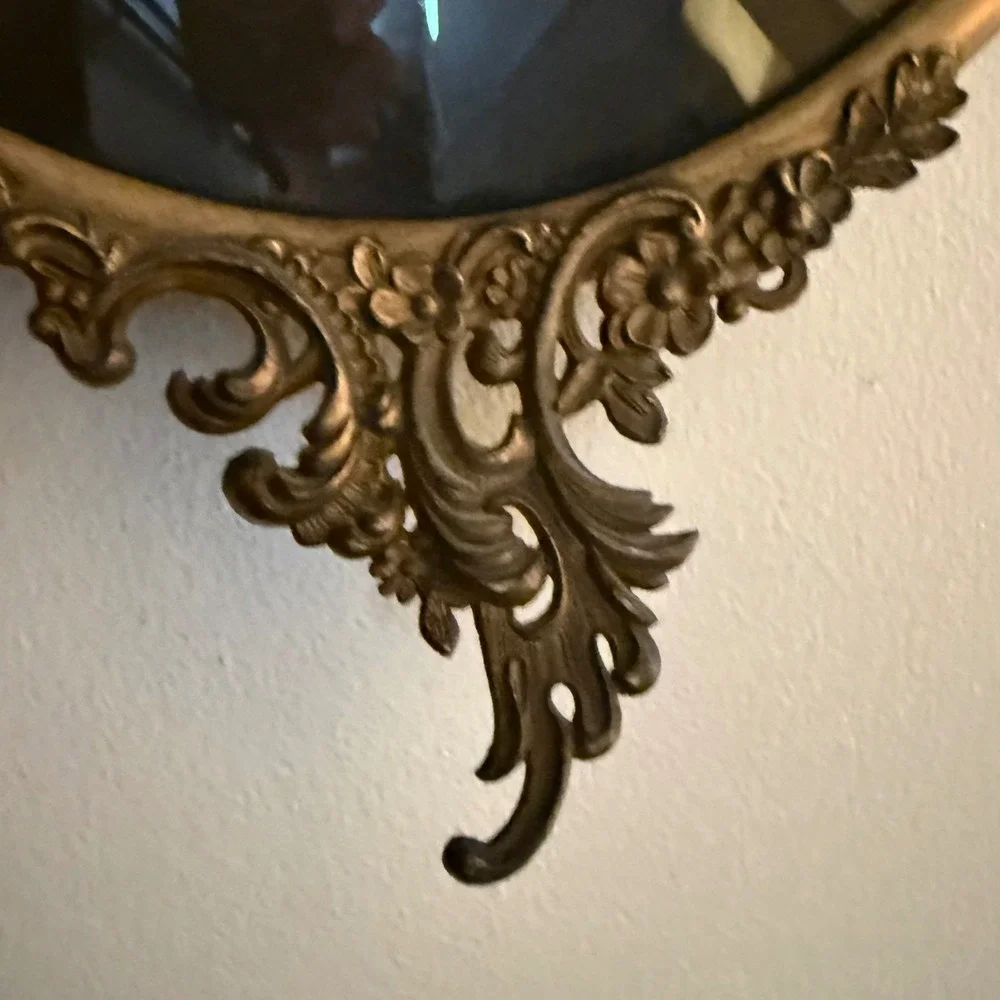 N/A antique oval
