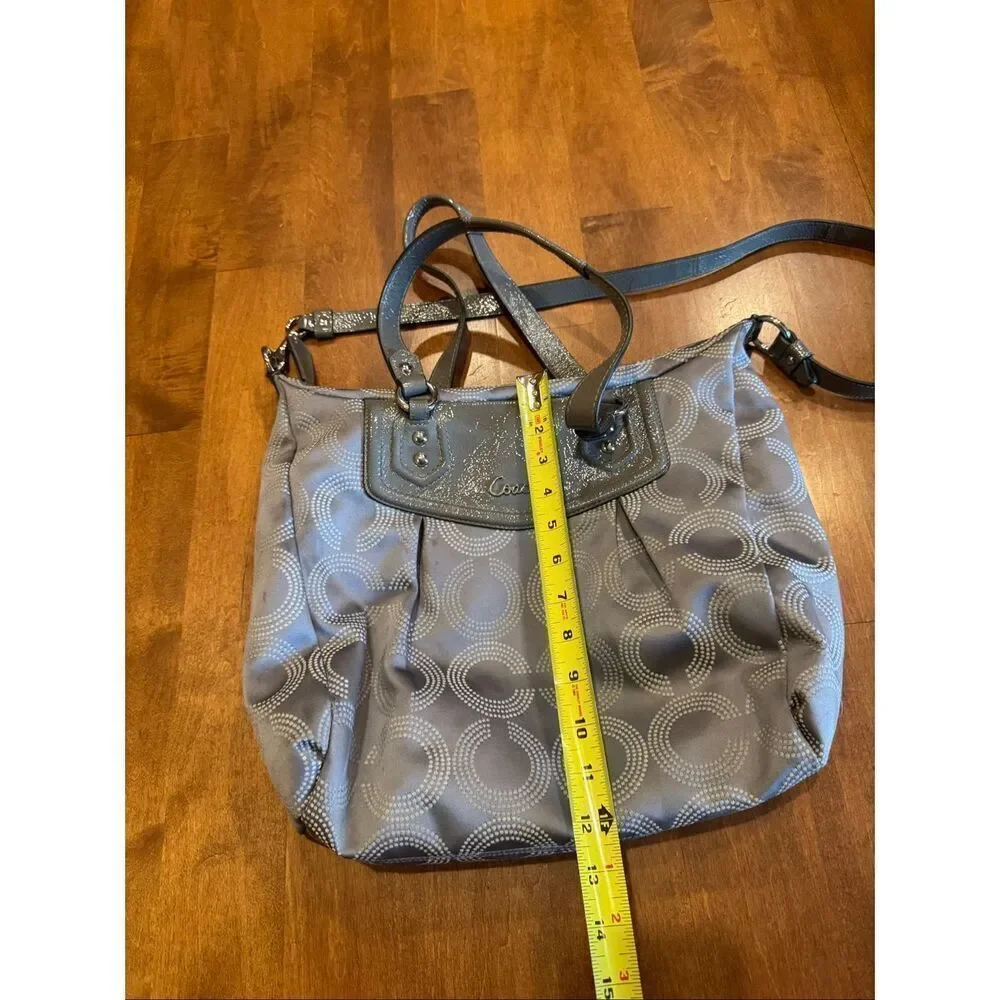 Coach woman’s ashley