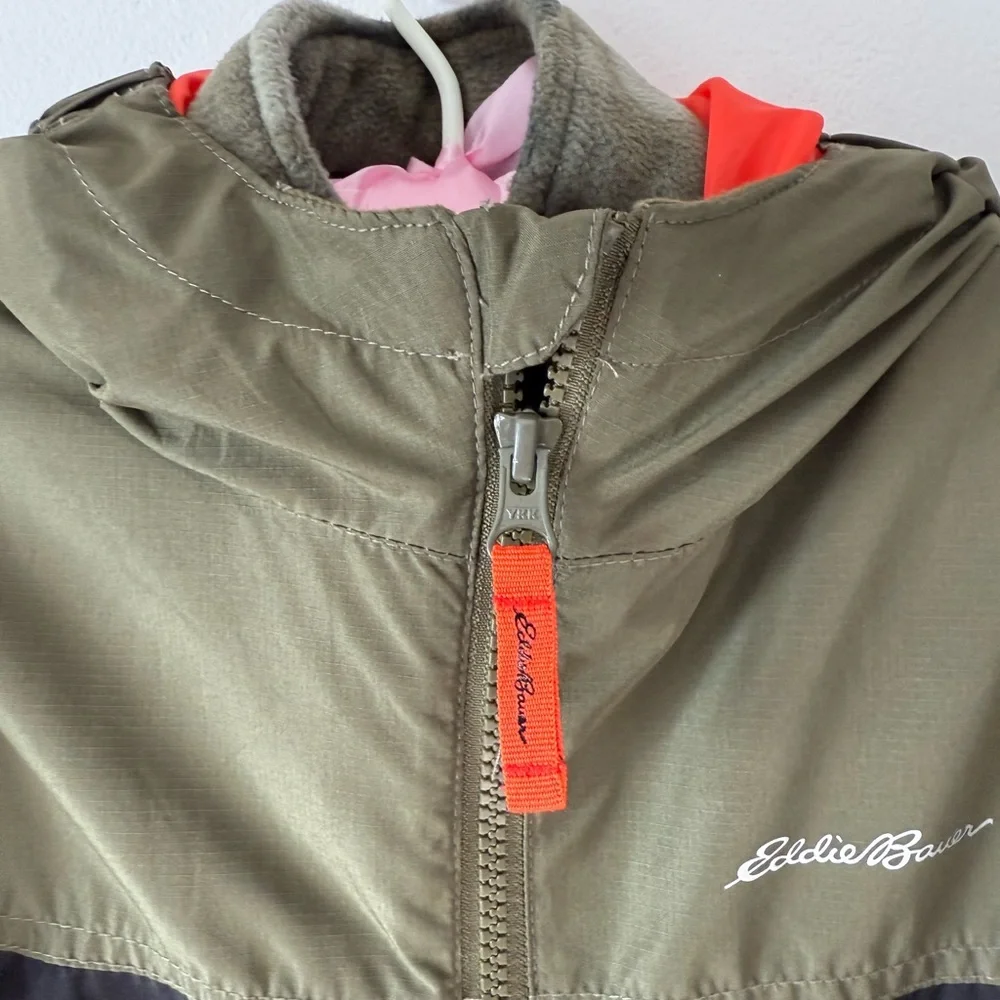 Eddie Bauer stylish olive