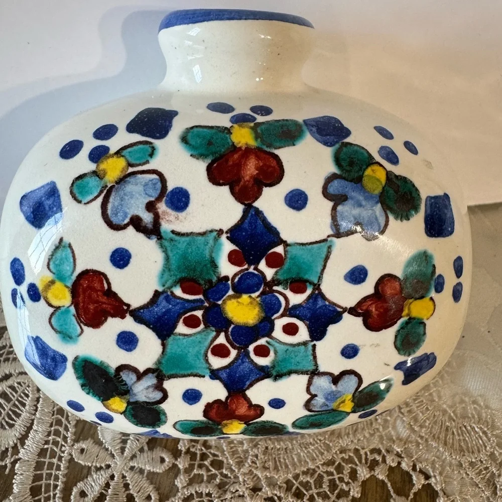 Vintage Hand Painted Flowers Pottery small colorful, ceramic Vase Made In Italy