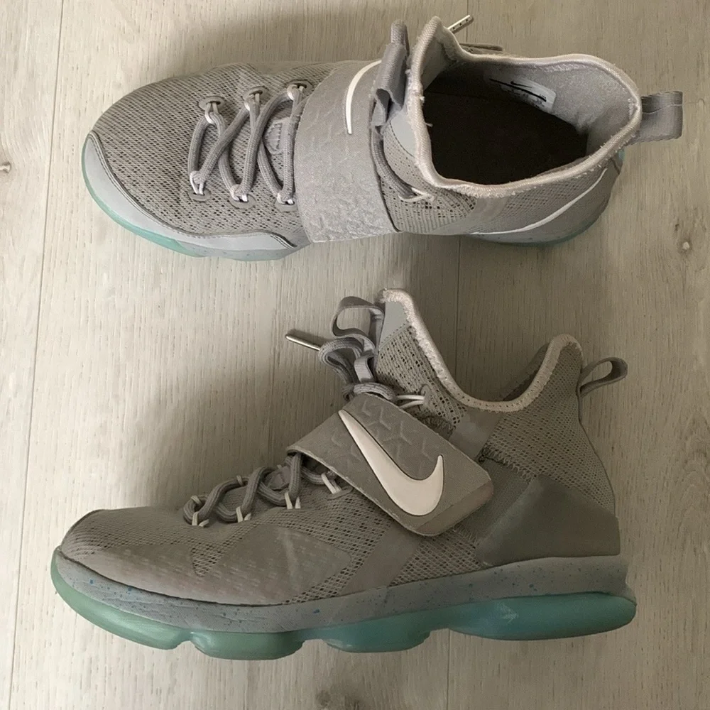 Nike LeBron‎ 14 MAG Sneakers