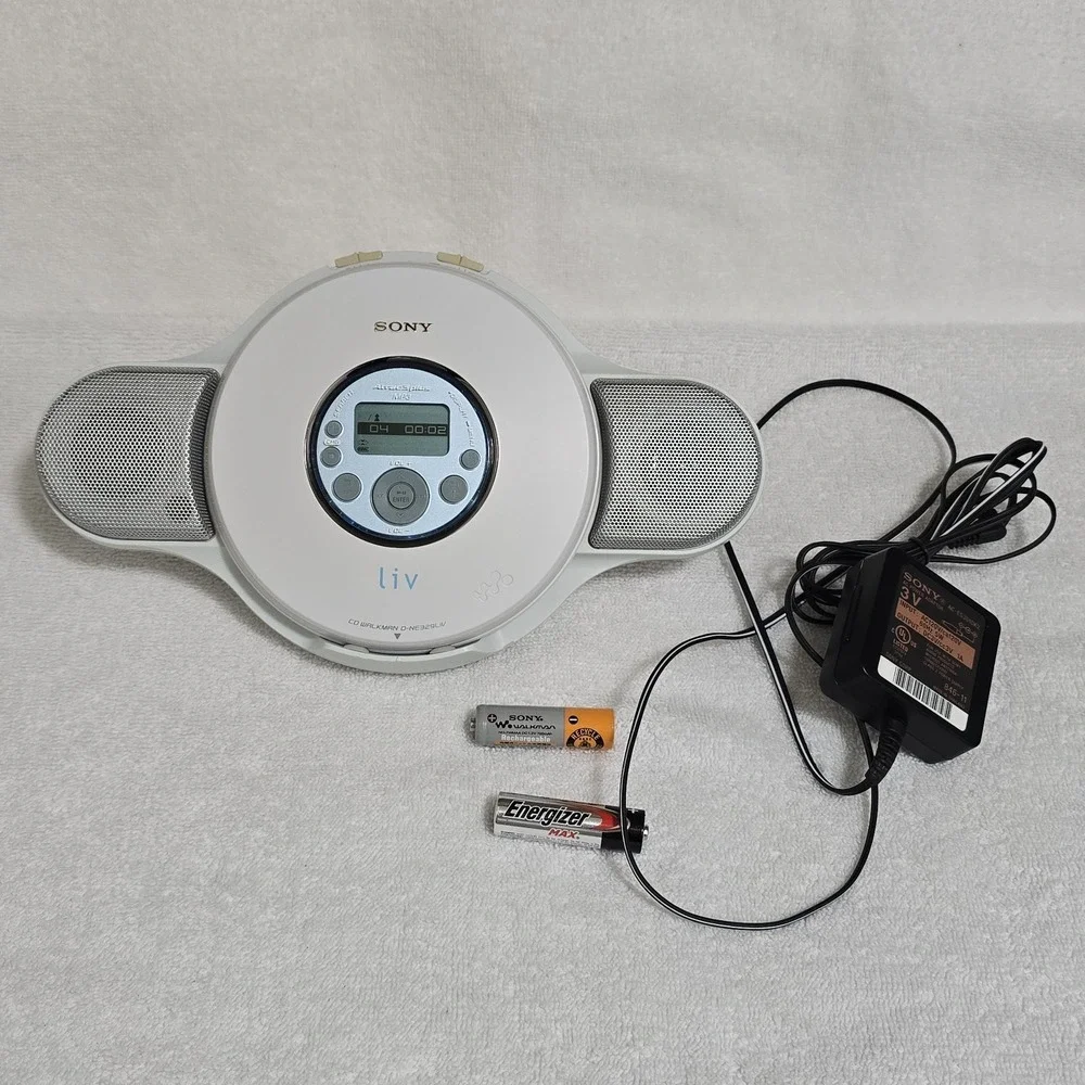 Sony CD Walkman Disc Mp3 D-NE329LIV & Speaker Stand BCA-DNE320S Bundle Vintage