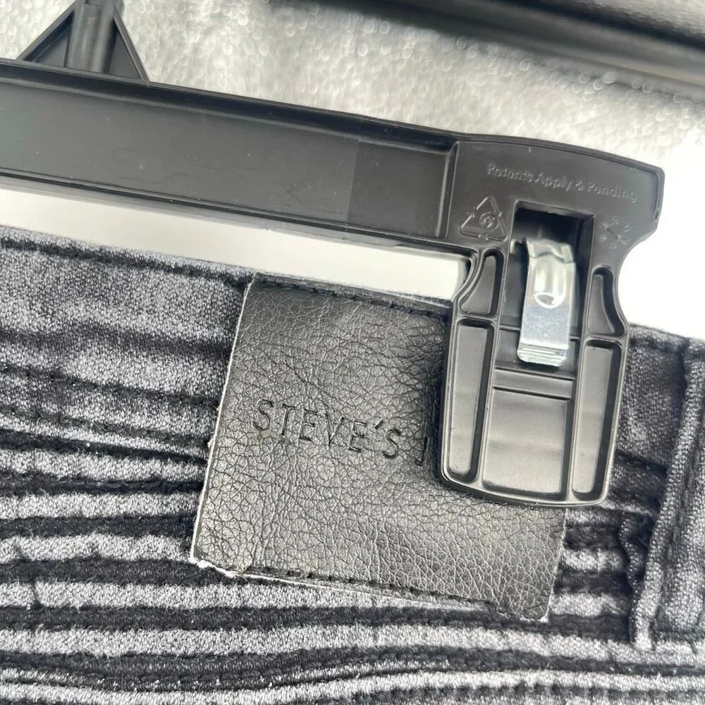 Steve’s Jeans these stylish