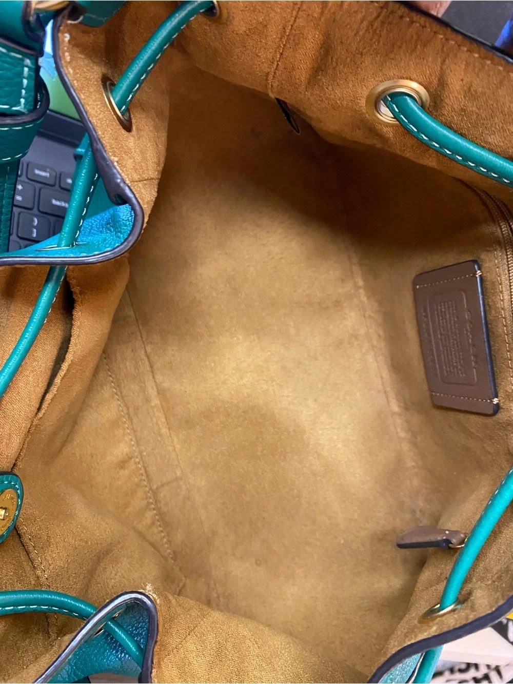 Coach pre loved