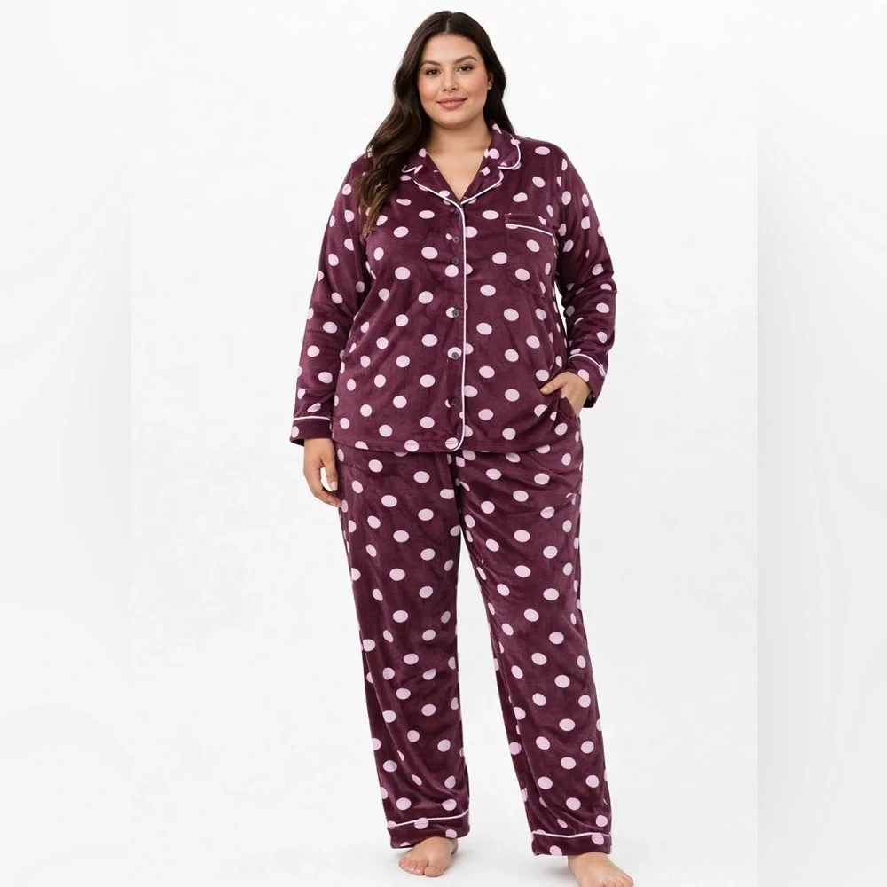 Vera Wang soft, plush WOMENS size L Jammie set. Cozy, lounge pajamas!