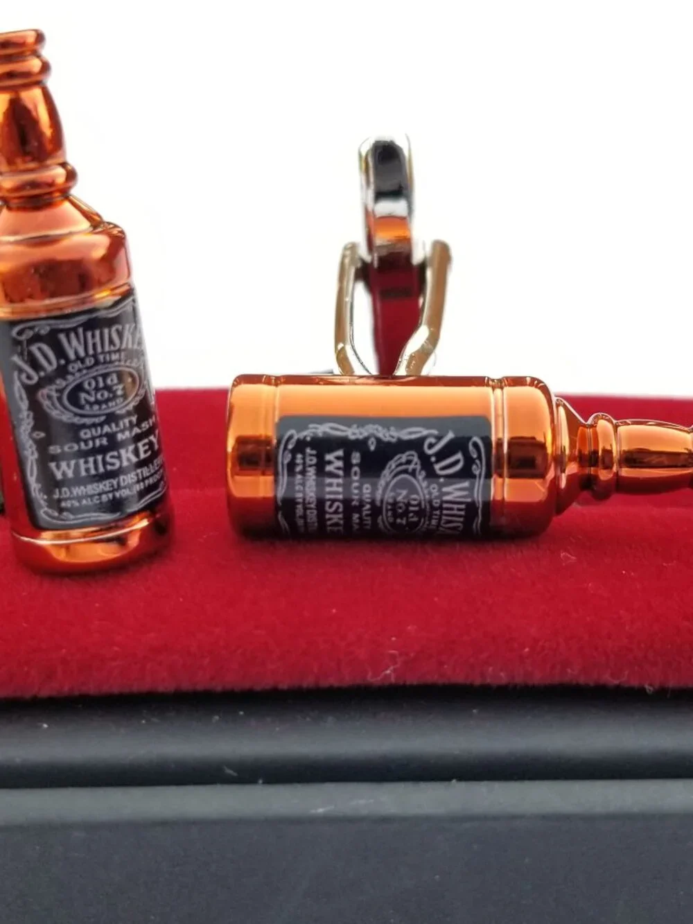 Cufflinks Inc. jack daniel’s