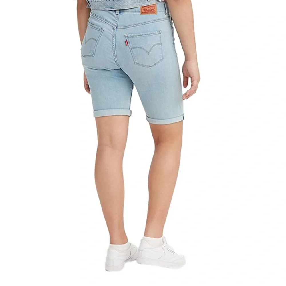 Levis this item